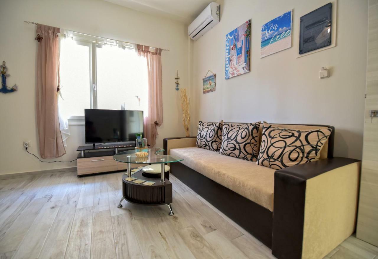 Blue Sea Y Apartment Kavala Exterior foto